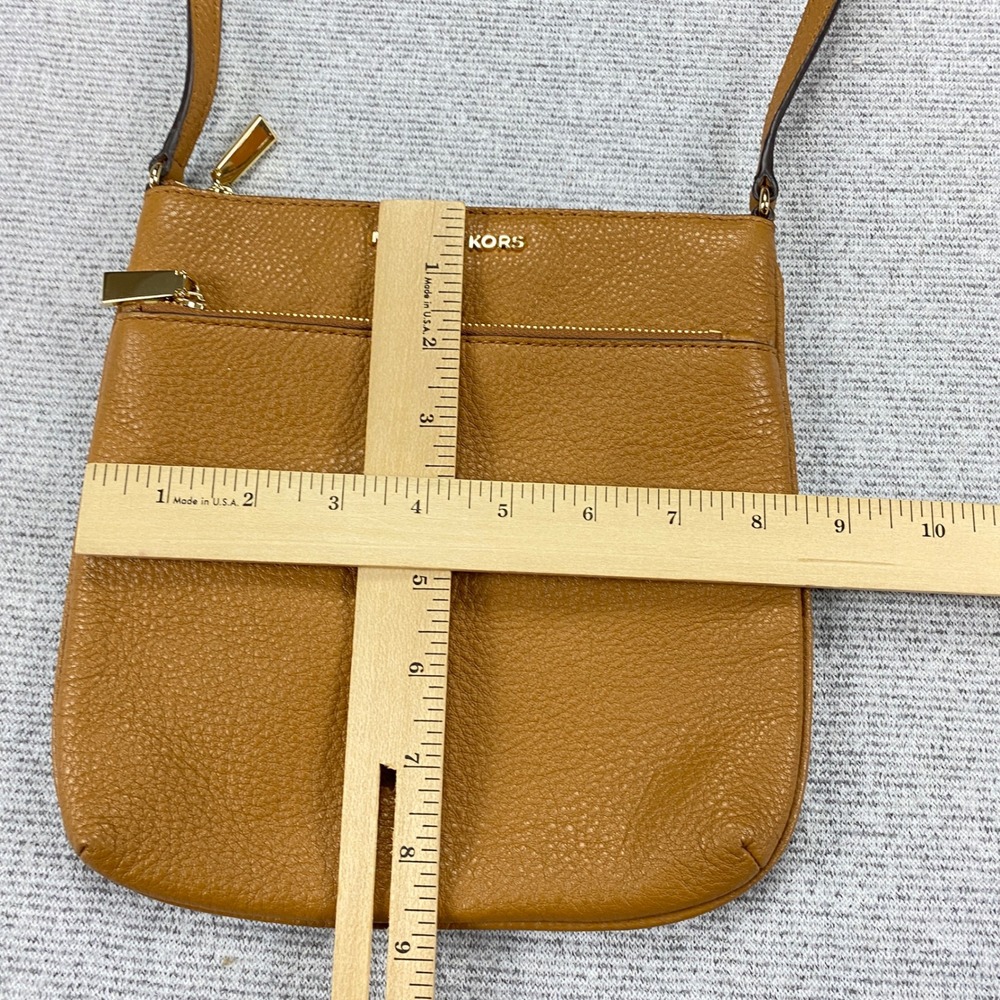 Michael Kors Pebbled Leather Crossbody Bag Yellow Gold Zip Front Pocket - Picture 3 of 14